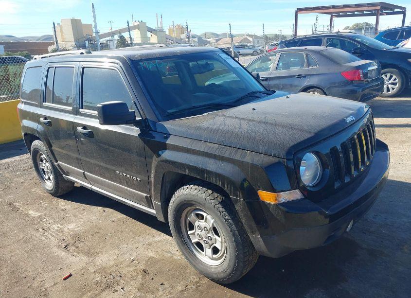 2016 Jeep Patriot SPORT (VIN 1C4NJPBB0GD802853) main photo