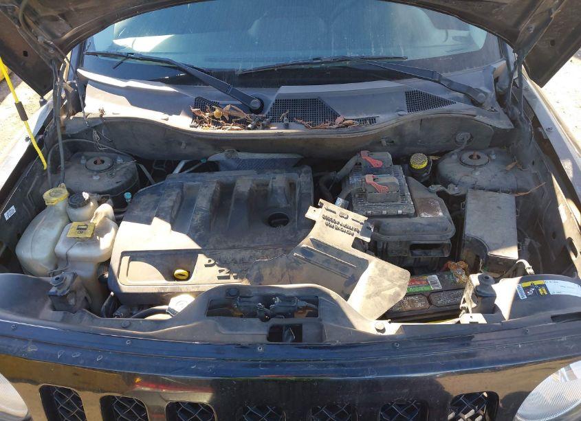 Photo 10 of 2016 Jeep Patriot SPORT (VIN 1C4NJPBB0GD802853)