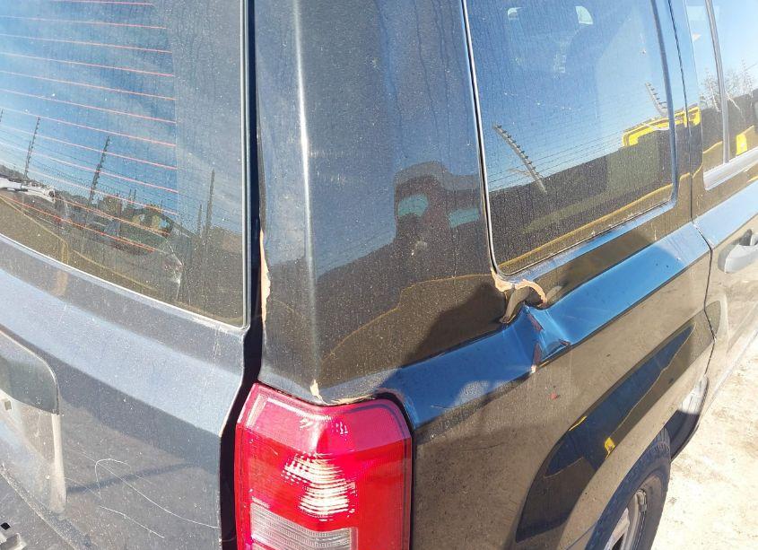 Photo 12 of 2016 Jeep Patriot SPORT (VIN 1C4NJPBB0GD802853)