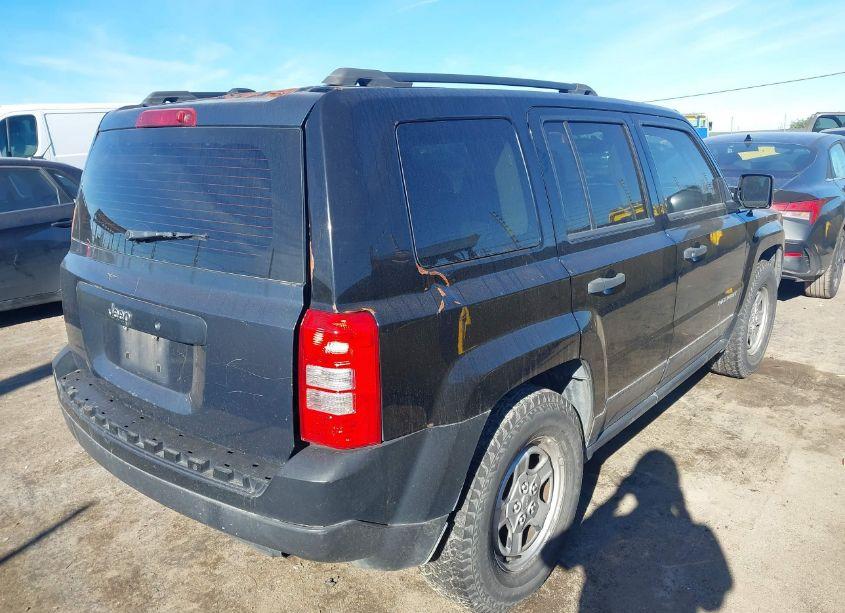 Photo 4 of 2016 Jeep Patriot SPORT (VIN 1C4NJPBB0GD802853)