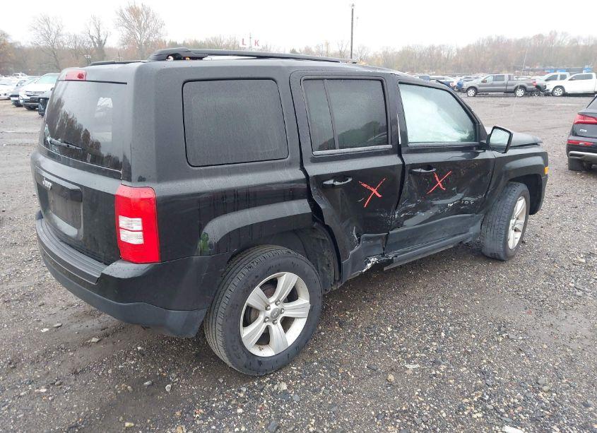 Photo 4 of 2012 Jeep Patriot SPORT (VIN 1C4NJPBB1CD602607)