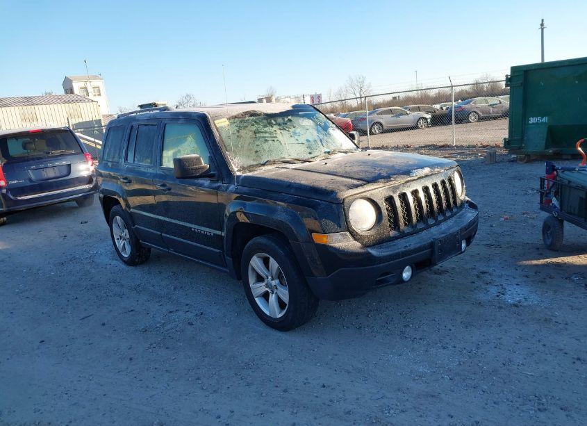 2013 Jeep Patriot SPORT (VIN 1C4NJPBB1DD166102) main photo