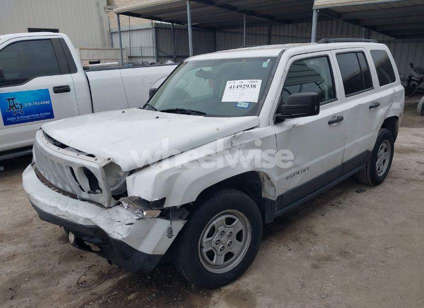 Photo 6 of 2014 Jeep Patriot SPORT (VIN 1C4NJPBB1ED888218)