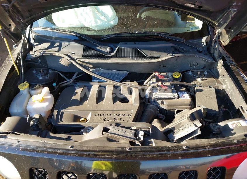 Photo 10 of 2014 Jeep Patriot SPORT (VIN 1C4NJPBB1ED890549)