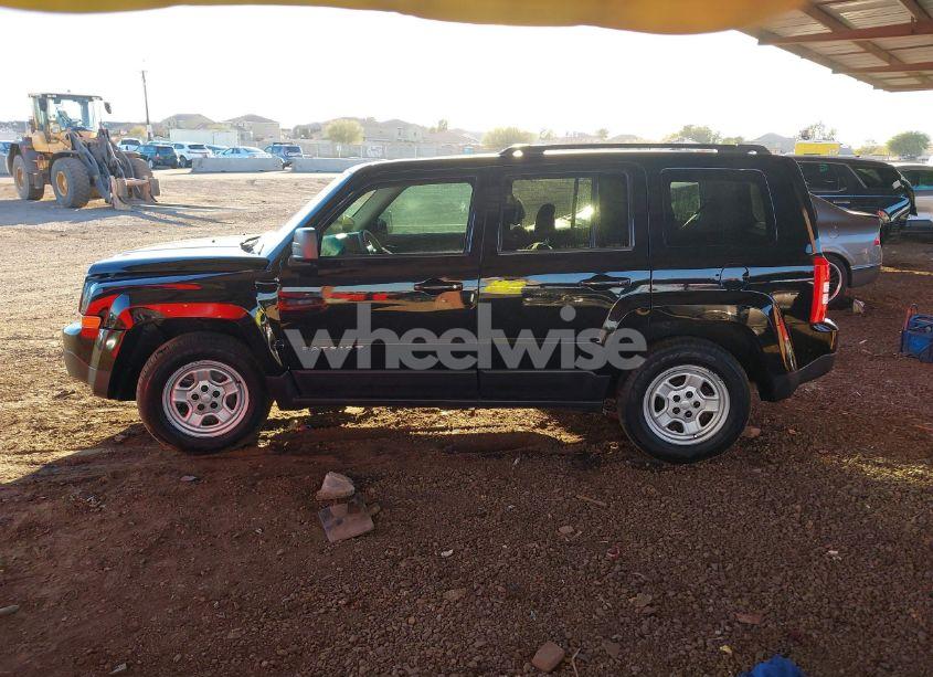 Photo 14 of 2014 Jeep Patriot SPORT (VIN 1C4NJPBB1ED890549)