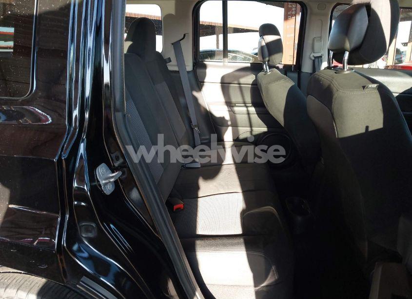 Photo 8 of 2014 Jeep Patriot SPORT (VIN 1C4NJPBB1ED890549)