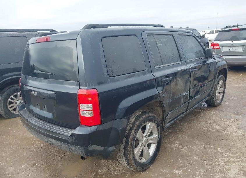 Photo 4 of 2016 Jeep Patriot SPORT (VIN 1C4NJPBB1GD583580)