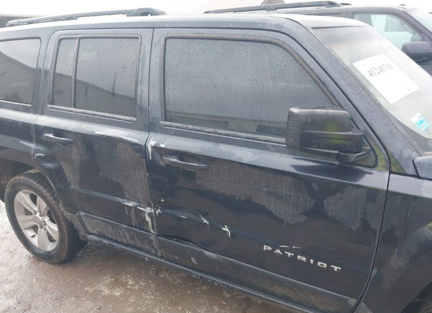 Photo 6 of 2016 Jeep Patriot SPORT (VIN 1C4NJPBB1GD583580)