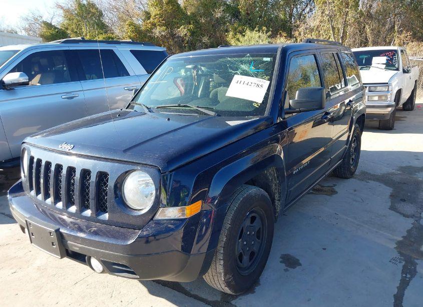 Photo 2 of 2016 Jeep Patriot SPORT (VIN 1C4NJPBB1GD711946)