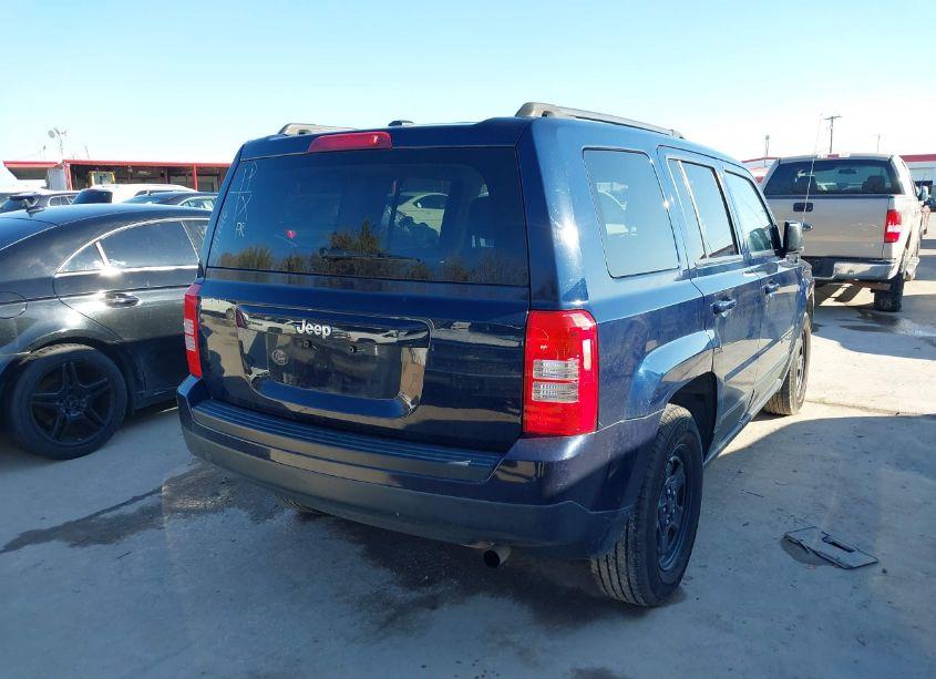 Photo 4 of 2016 Jeep Patriot SPORT (VIN 1C4NJPBB1GD711946)