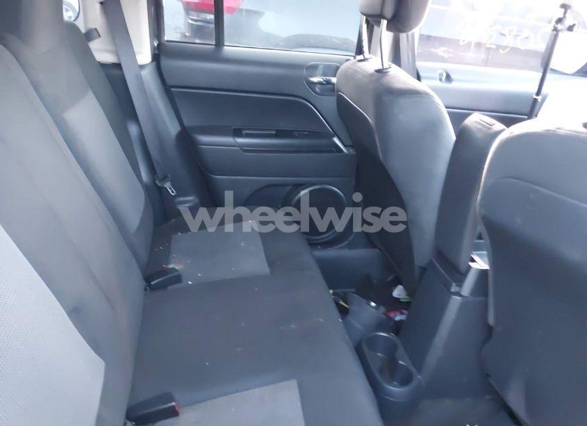 Photo 8 of 2017 Jeep Patriot SPORT (VIN 1C4NJPBB1HD166980)