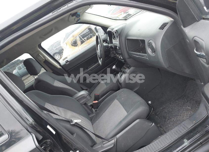 Photo 5 of 2012 Jeep Patriot SPORT (VIN 1C4NJPBB2CD634837)