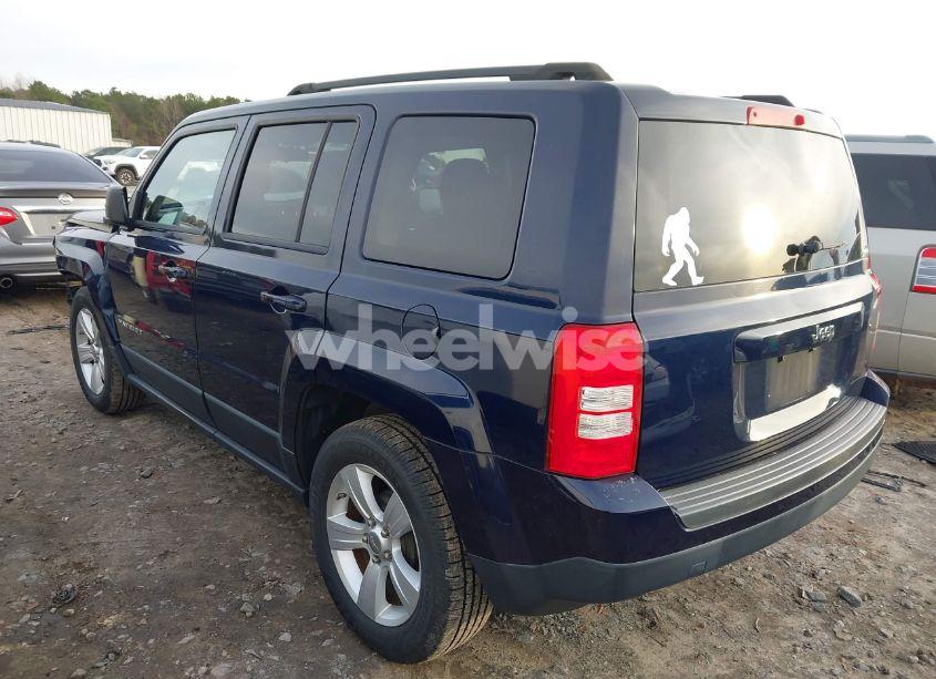 Photo 3 of 2013 Jeep Patriot SPORT (VIN 1C4NJPBB2DD100402)