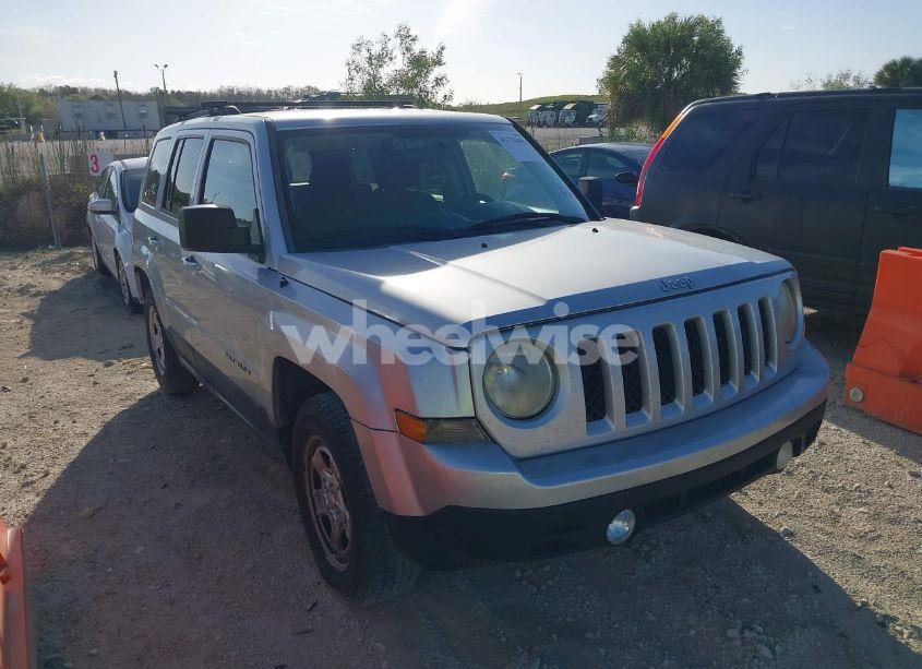 2013 Jeep Patriot SPORT (VIN 1C4NJPBB2DD130614) main photo