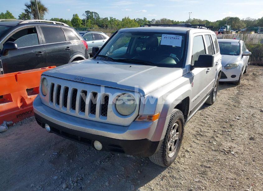 Photo 2 of 2013 Jeep Patriot SPORT (VIN 1C4NJPBB2DD130614)