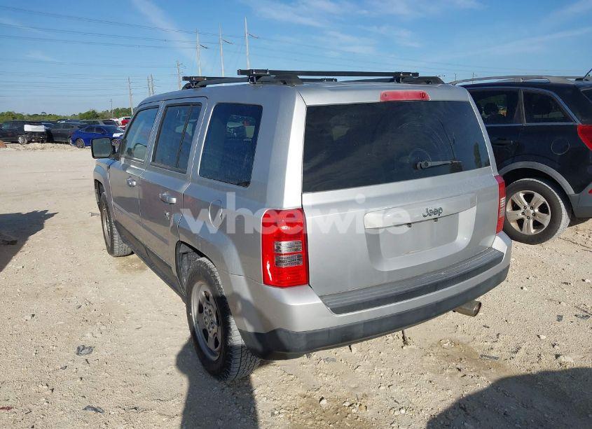 Photo 3 of 2013 Jeep Patriot SPORT (VIN 1C4NJPBB2DD130614)
