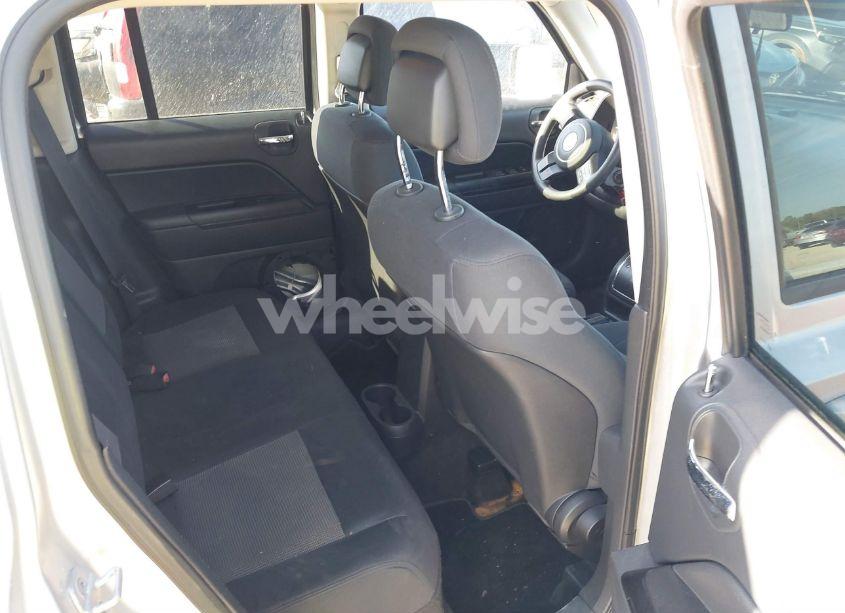 Photo 8 of 2013 Jeep Patriot SPORT (VIN 1C4NJPBB2DD130614)