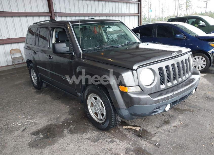 2014 Jeep Patriot SPORT (VIN 1C4NJPBB2ED881276) main photo
