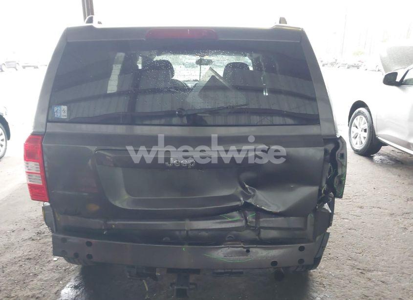 Photo 16 of 2014 Jeep Patriot SPORT (VIN 1C4NJPBB2ED881276)