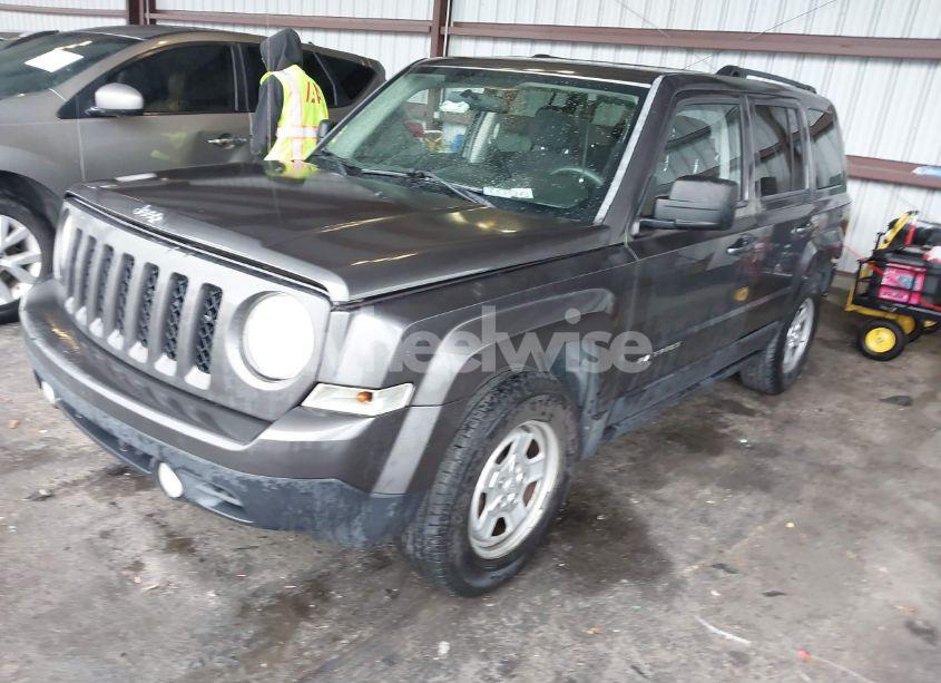 Photo 2 of 2014 Jeep Patriot SPORT (VIN 1C4NJPBB2ED881276)