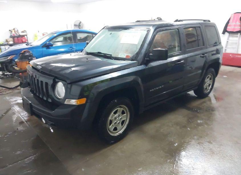 Photo 2 of 2015 Jeep Patriot SPORT (VIN 1C4NJPBB2FD158271)