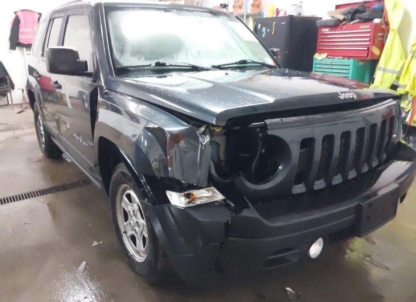 Photo 6 of 2015 Jeep Patriot SPORT (VIN 1C4NJPBB2FD158271)