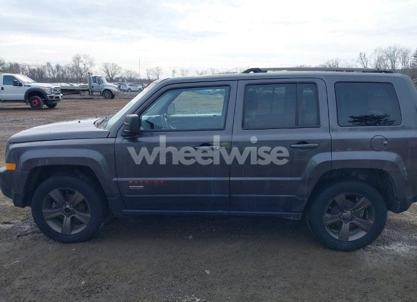 Photo 14 of 2017 Jeep Patriot 75TH ANNIVERSARY EDITION FWD (VIN 1C4NJPBB2HD132143)