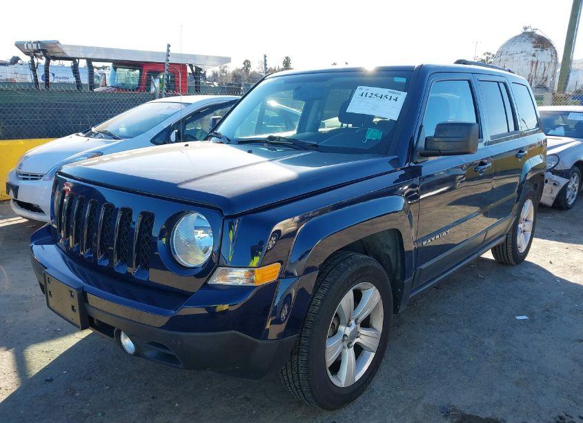 Photo 2 of 2014 Jeep Patriot SPORT (VIN 1C4NJPBB3ED585487)