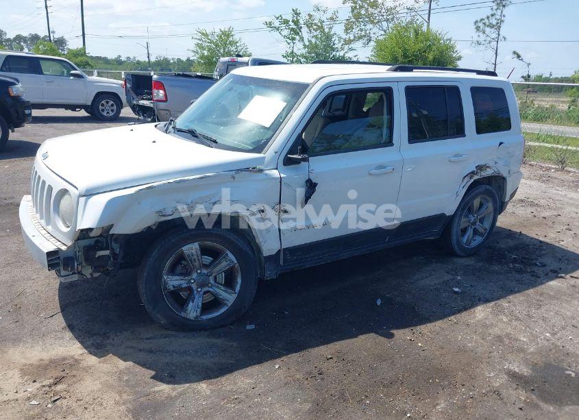 Photo 2 of 2014 Jeep Patriot SPORT (VIN 1C4NJPBB3ED618570)