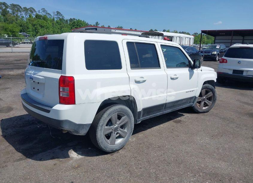 Photo 4 of 2014 Jeep Patriot SPORT (VIN 1C4NJPBB3ED618570)
