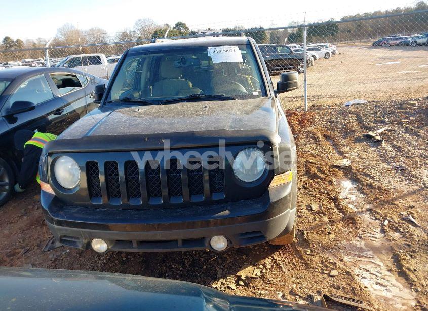 Photo 12 of 2014 Jeep Patriot SPORT (VIN 1C4NJPBB3ED827534)