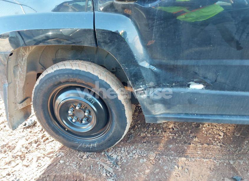 Photo 6 of 2014 Jeep Patriot SPORT (VIN 1C4NJPBB3ED827534)