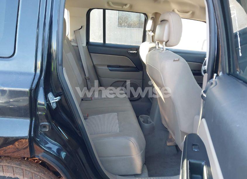 Photo 8 of 2014 Jeep Patriot SPORT (VIN 1C4NJPBB3ED827534)