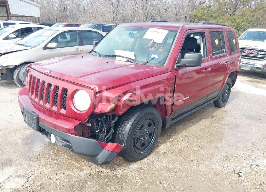 Photo 2 of 2015 Jeep Patriot SPORT (VIN 1C4NJPBB3FD361332)