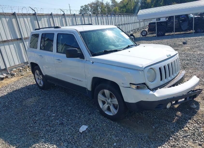 2014 Jeep Patriot SPORT (VIN 1C4NJPBB4ED813349) main photo