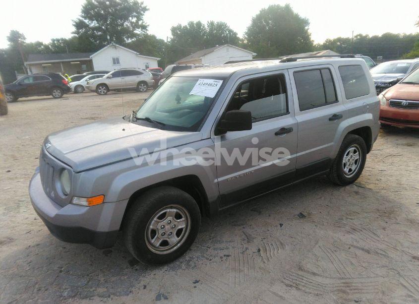 Photo 2 of 2014 Jeep Patriot SPORT (VIN 1C4NJPBB4ED853771)