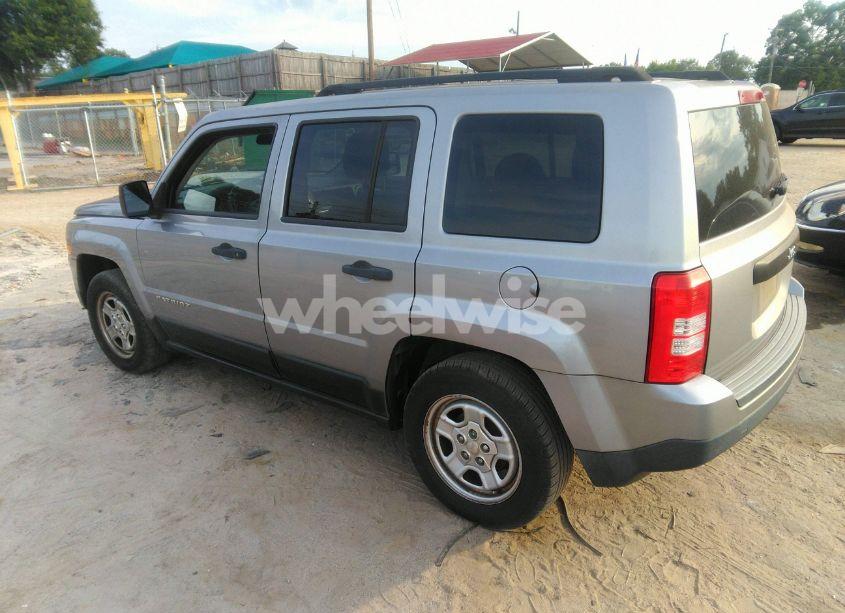 Photo 3 of 2014 Jeep Patriot SPORT (VIN 1C4NJPBB4ED853771)