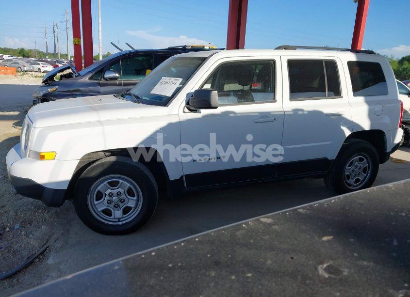 Photo 14 of 2014 Jeep Patriot SPORT (VIN 1C4NJPBB4ED927237)