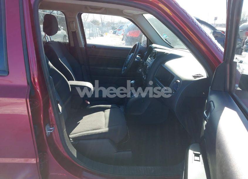 Photo 5 of 2015 Jeep Patriot SPORT (VIN 1C4NJPBB4FD399703)