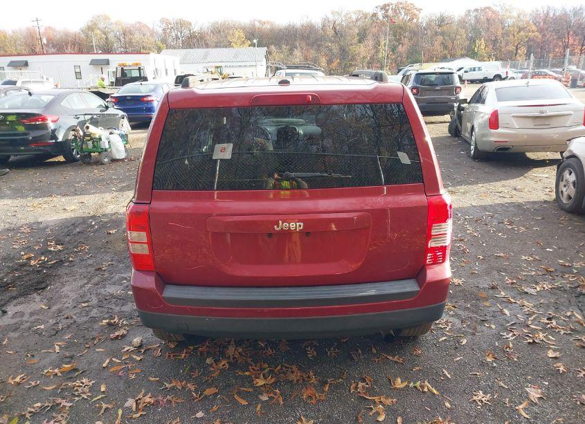 Photo 15 of 2016 Jeep Patriot SPORT (VIN 1C4NJPBB4GD532638)