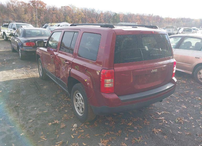 Photo 3 of 2016 Jeep Patriot SPORT (VIN 1C4NJPBB4GD532638)