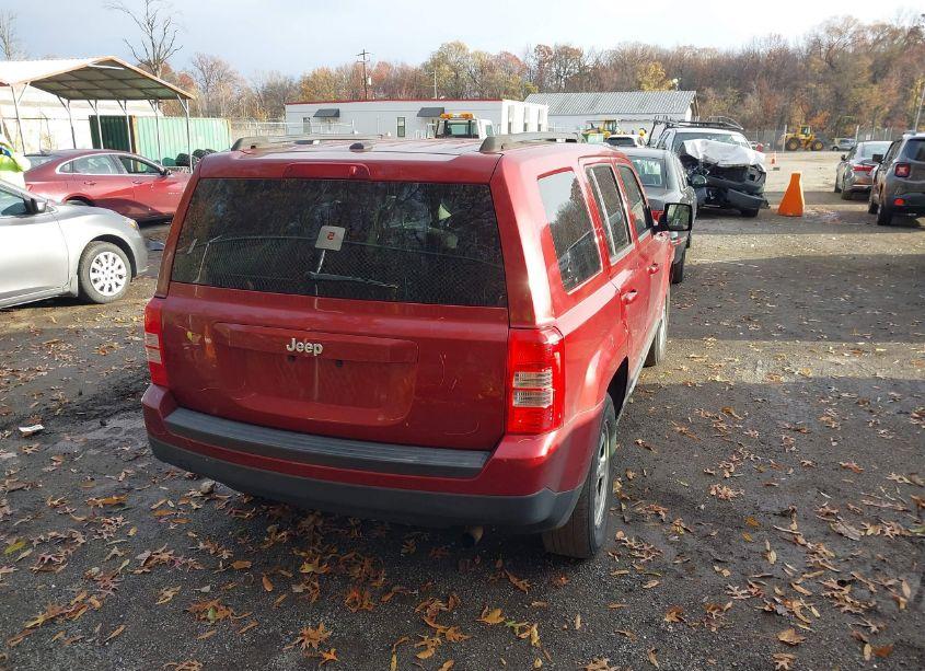 Photo 4 of 2016 Jeep Patriot SPORT (VIN 1C4NJPBB4GD532638)