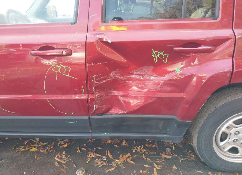 Photo 6 of 2016 Jeep Patriot SPORT (VIN 1C4NJPBB4GD532638)