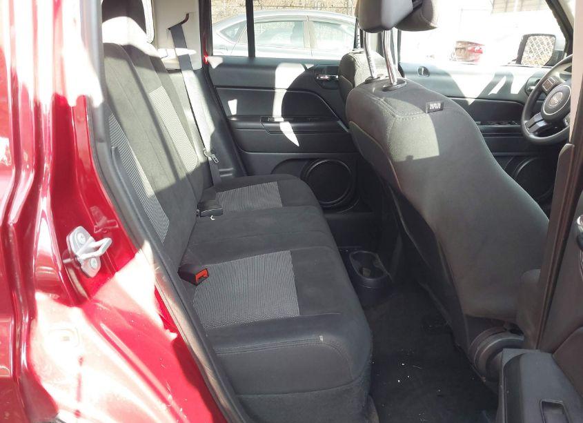 Photo 8 of 2016 Jeep Patriot SPORT (VIN 1C4NJPBB4GD532638)