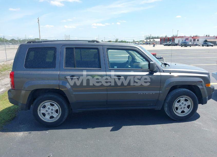 Photo 13 of 2016 Jeep Patriot SPORT (VIN 1C4NJPBB4GD716767)