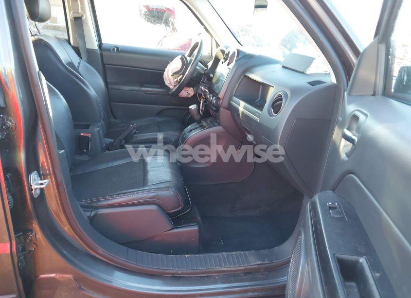 Photo 5 of 2016 Jeep Patriot 75TH ANNIVERSARY (VIN 1C4NJPBB4GD792117)