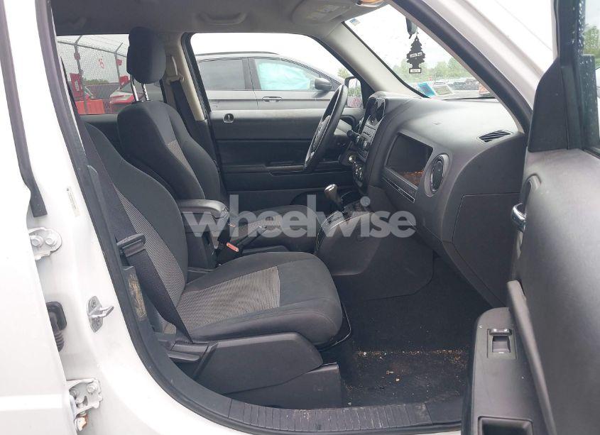 Photo 5 of 2012 Jeep Patriot SPORT (VIN 1C4NJPBB5CD514885)