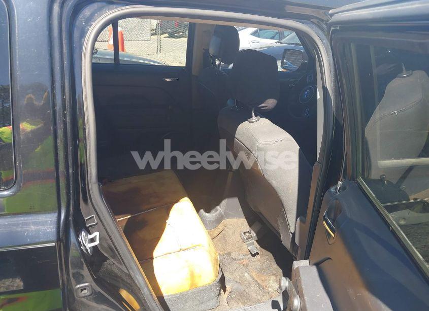 Photo 8 of 2014 Jeep Patriot SPORT (VIN 1C4NJPBB5ED842780)