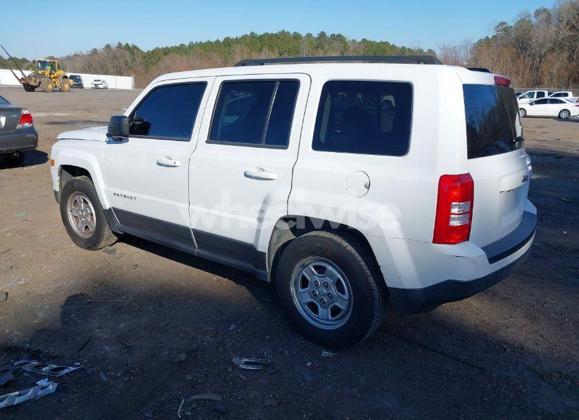 Photo 3 of 2015 Jeep Patriot SPORT (VIN 1C4NJPBB5FD313542)