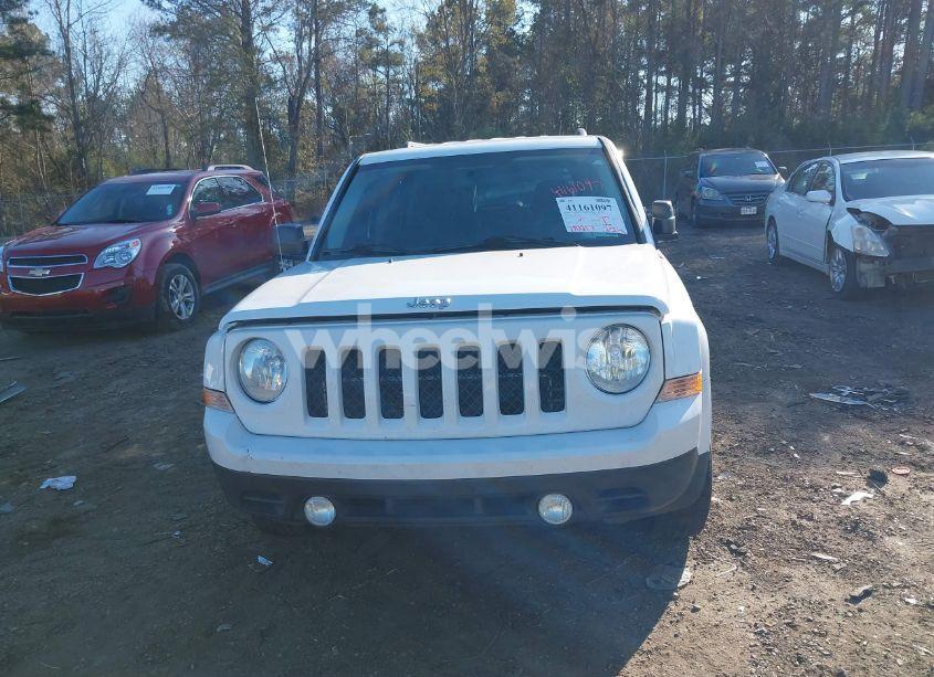 Photo 6 of 2015 Jeep Patriot SPORT (VIN 1C4NJPBB5FD313542)